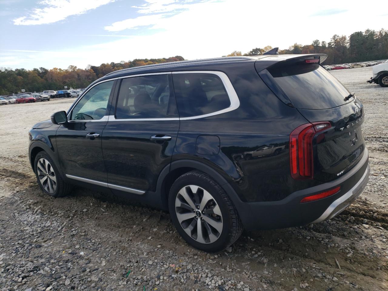 Image 2 of 2020 KIA TELLURIDE S 2020 with VIN 5XYP64HC0LG013896
