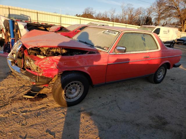 Image 1 of 1985 MERCEDES-BENZ 300 CDT 1985 with VIN WDBAB53A3FA203790