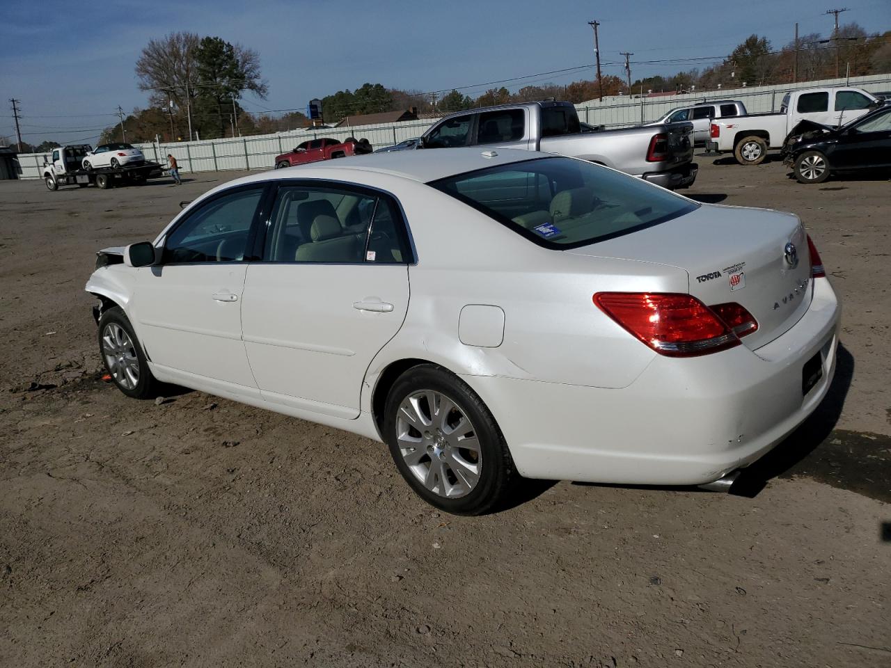 Изображение 2 2010 TOYOTA AVALON XL 2010 с VIN 4T1BK3DB4AU367716