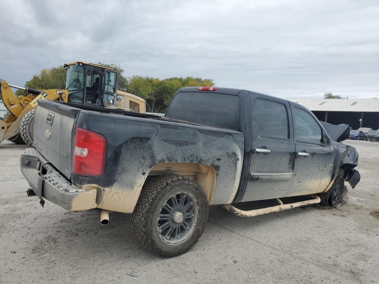 Image 3 of 2013 CHEVROLET SILVERADO C1500 LT 2013 with VIN 3GCPCSE08DG372472