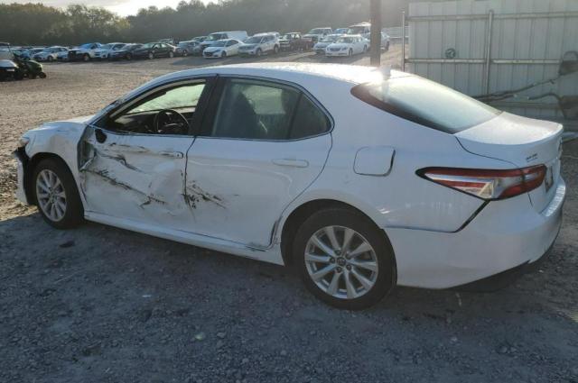 Obraz 2 z 2019 TOYOTA CAMRY L 2019 z VIN 4T1B11HK1KU855816