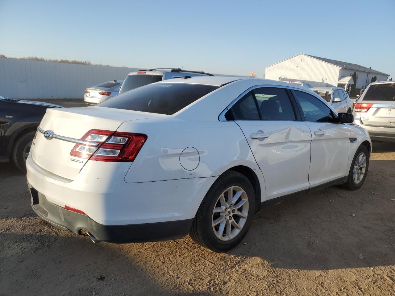 Изображение 3 2014 FORD TAURUS SE 2014 с VIN 1FAHP2D87EG159239