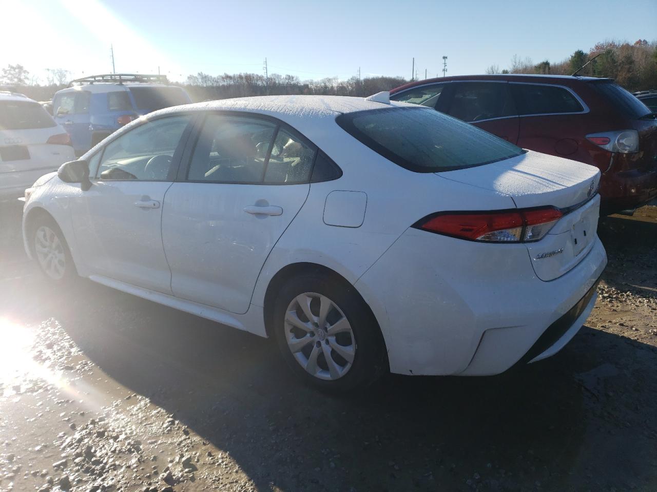 Image 2 of 2021 TOYOTA COROLLA LE 2021 with VIN JTDEPMAE3MJ160506