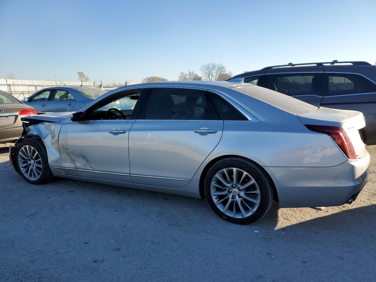 Obraz 2 z 2017 CADILLAC CT6 PREMIUM LUXURY 2017 z VIN 1G6KF5RS1HU137853