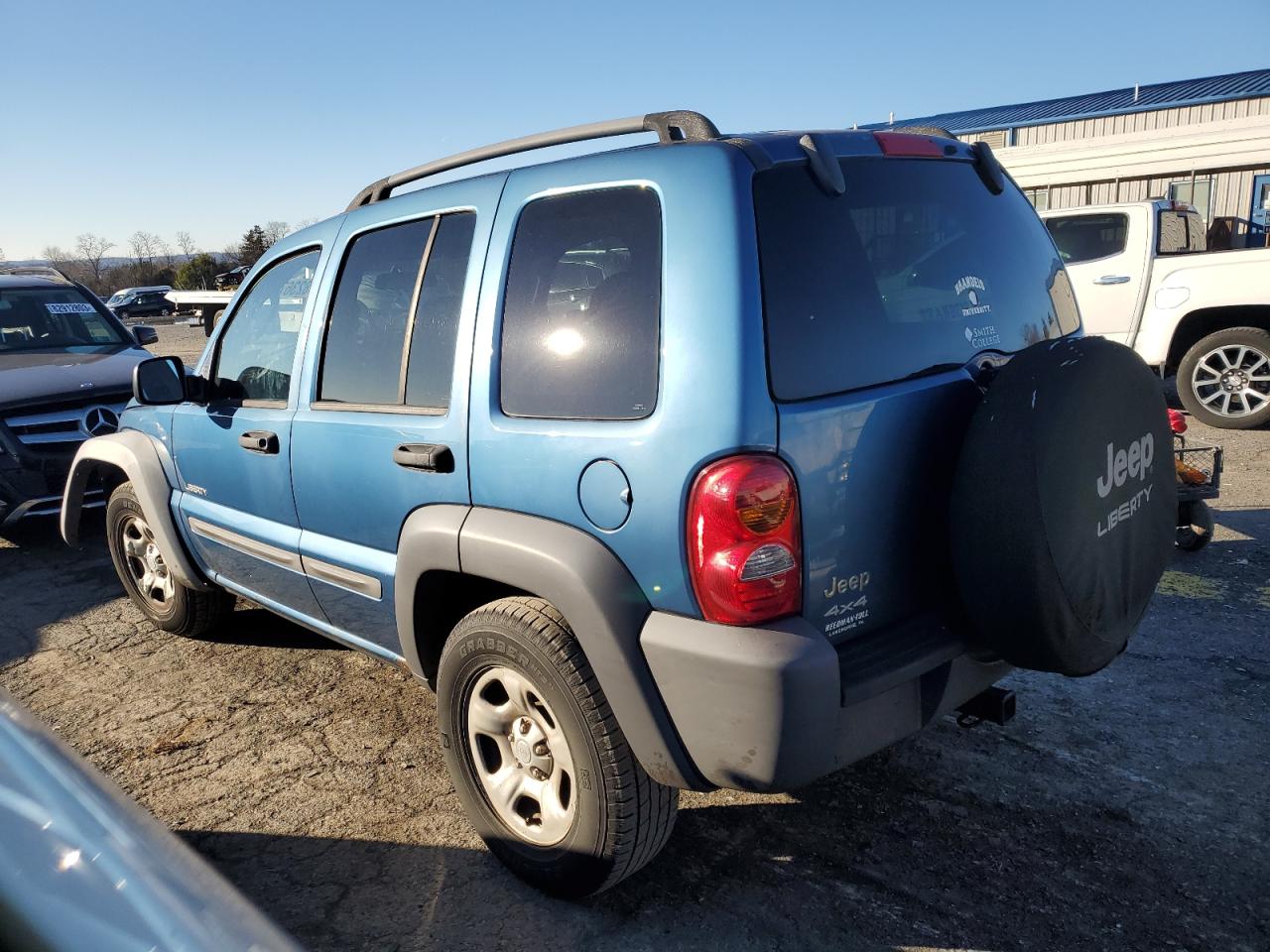 Image 2 of 2004 JEEP LIBERTY SPORT 2004 with VIN 1J4GL48K04W118470