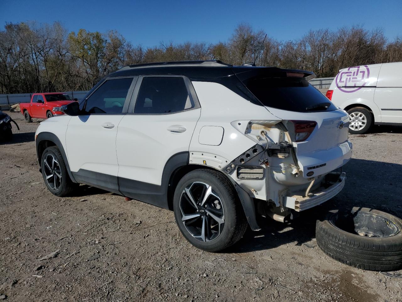 Image 2 of 2023 CHEVROLET TRAILBLAZER RS 2023 with VIN KL79MTSL3PB005144