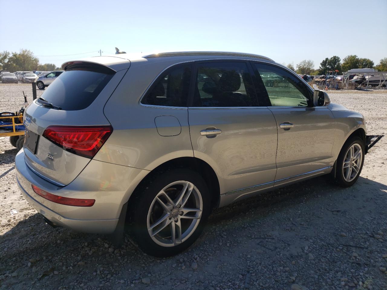 Obraz 3 z 2016 AUDI Q5 PREMIUM PLUS 2016 z VIN WA1L2AFP4GA091743