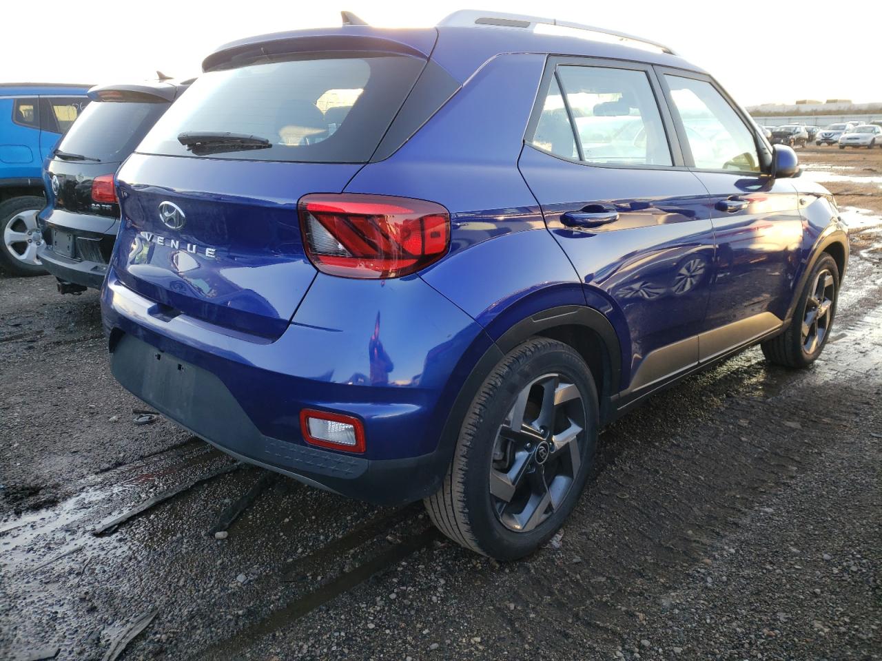 Obraz 3 z 2021 HYUNDAI VENUE SEL 2021 z VIN KMHRC8A39MU114188