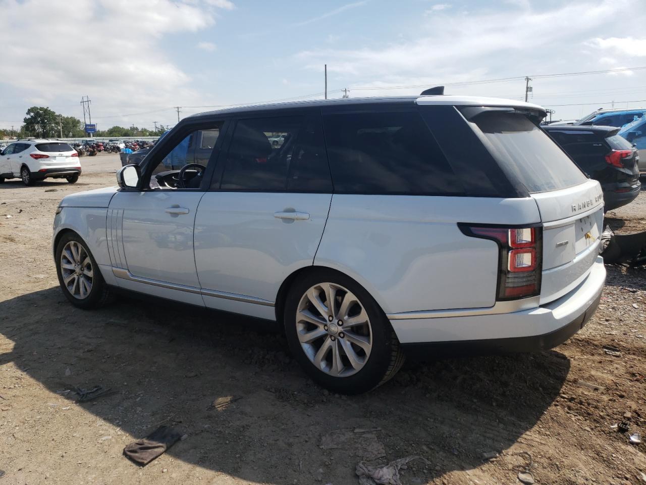 Image 2 of 2017 LAND ROVER RANGE ROVER HSE 2017 with VIN SALGS2FK2HA325924