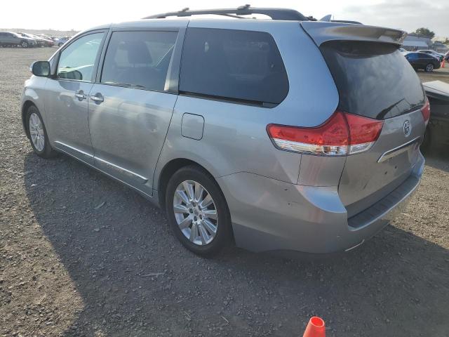 Image 2 of 2014 TOYOTA SIENNA XLE 2014 with VIN 5TDYK3DC6ES505578