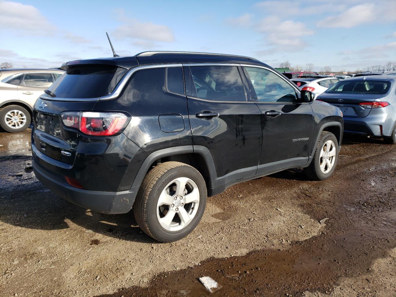 Image 3 of 2018 JEEP COMPASS LATITUDE 2018 with VIN 3C4NJDBB8JT436723