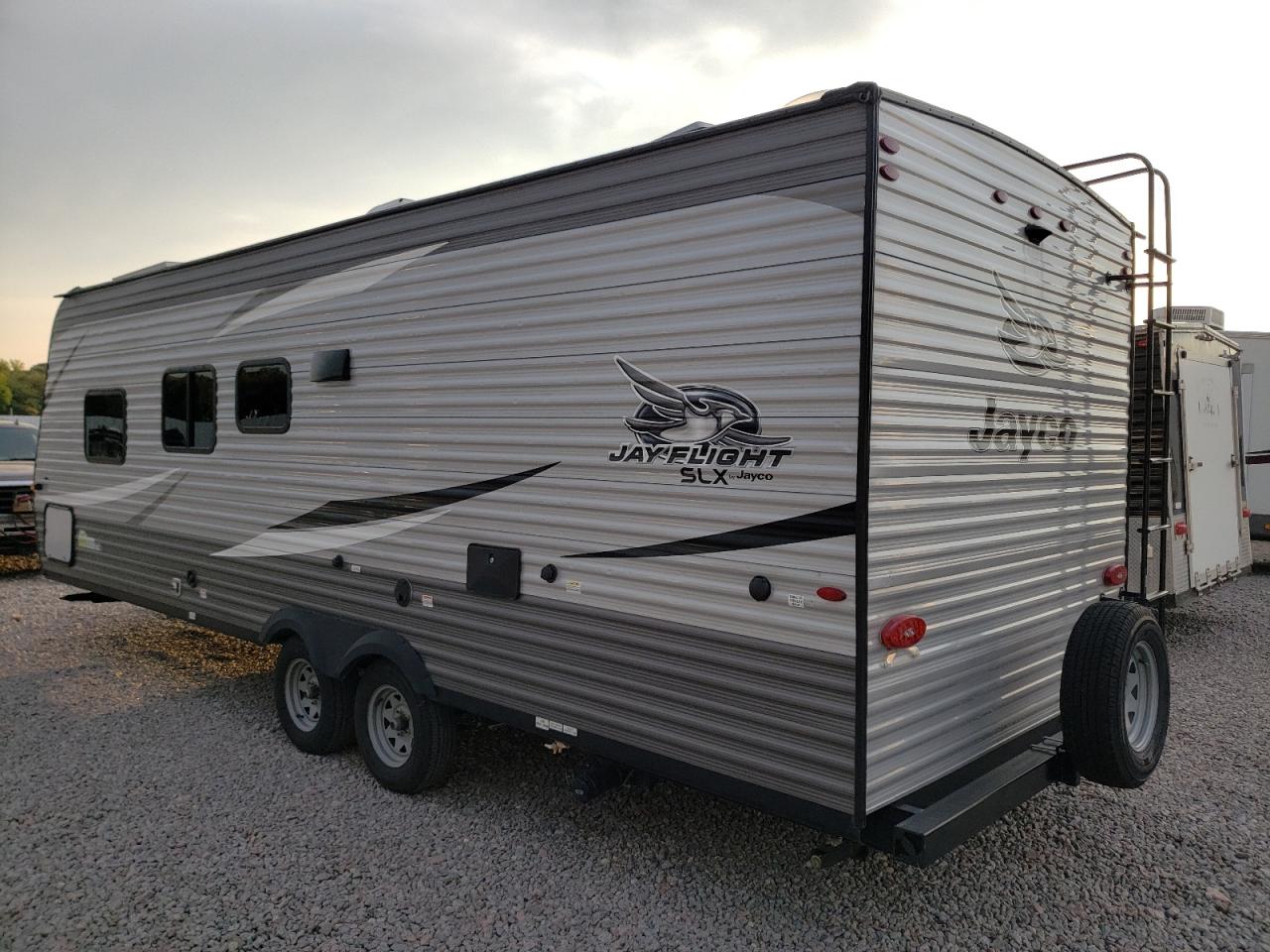 Obraz 3 z 2021 JAYCO JAY FLIGHT 2021 z VIN 1UJBJ0BN5M17V2372