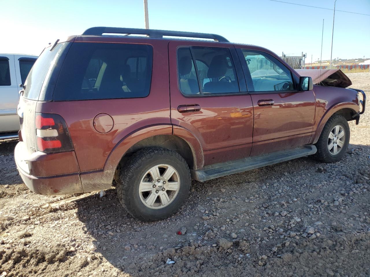 Image 3 of 2009 FORD EXPLORER XLT 2009 with VIN 1FMEU73E79UA41396