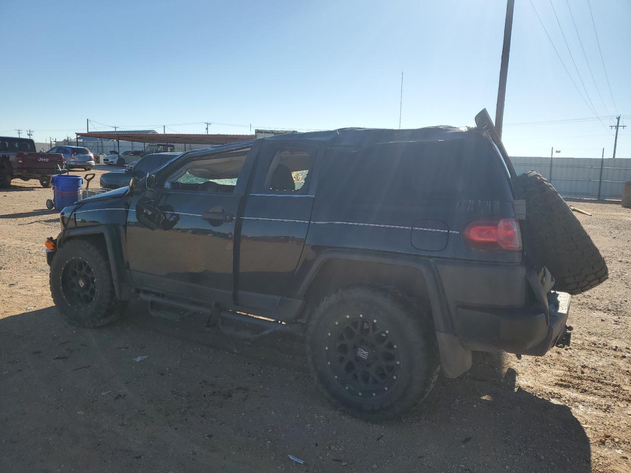 Изображение 2 2007 TOYOTA FJ CRUISER  2007 с VIN JTEZU11F570002644
