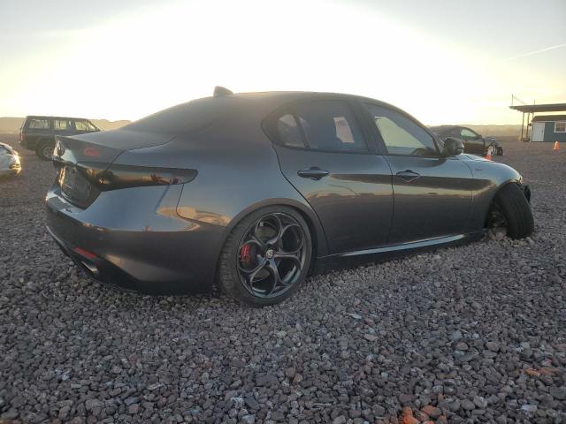 Image 3 of 2019 ALFA ROMEO GIULIA TI 2019 with VIN ZARFAMBN4K7600950