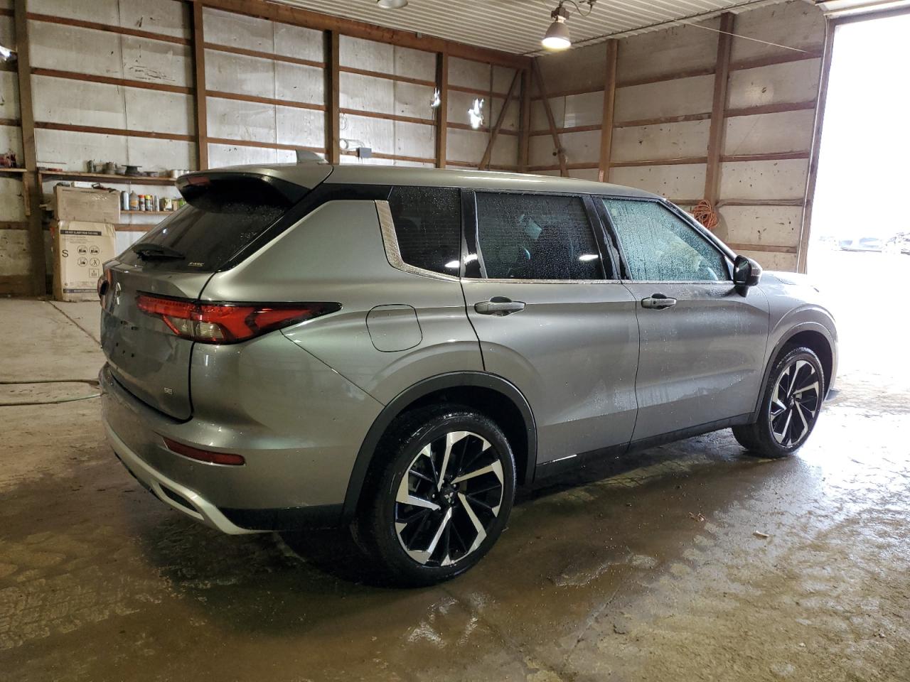 Image 3 of 2023 MITSUBISHI OUTLANDER SE 2023 with VIN JA4J4UA82PZ052590