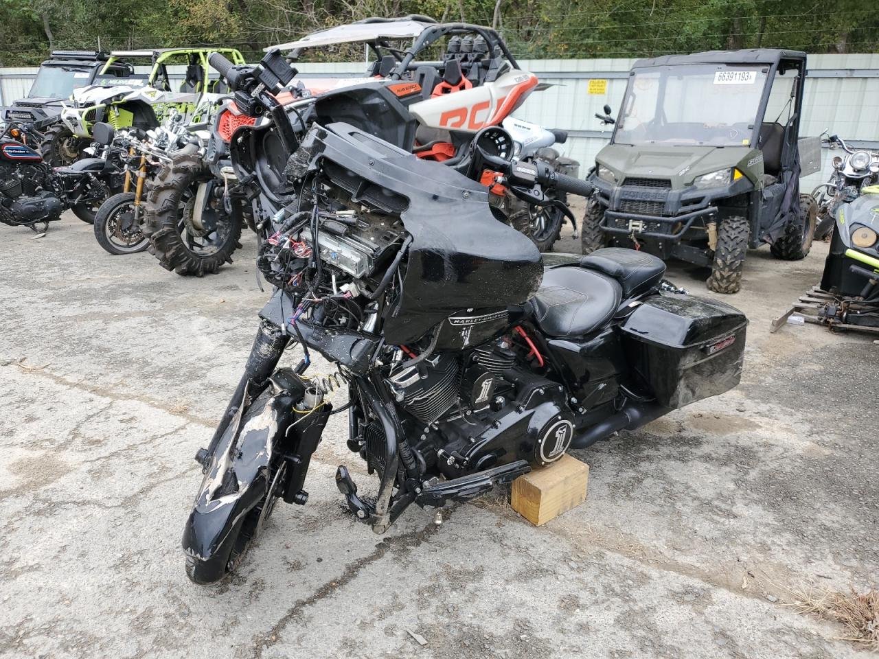 Obraz 2 z 2019 HARLEY-DAVIDSON FLHXS  2019 z VIN 1HD1KRP14KB658654