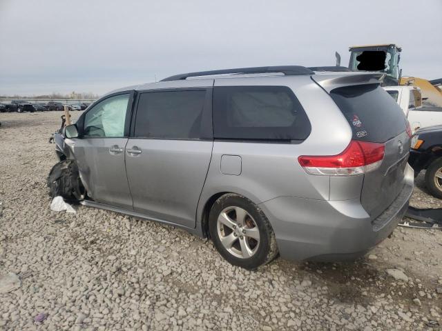 Obraz 2 z 2013 TOYOTA SIENNA LE 2013 z VIN 5TDKK3DC8DS335731