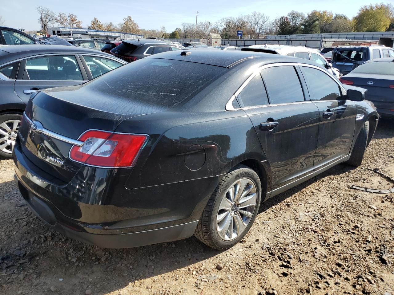 Image 3 of 2010 FORD TAURUS LIMITED 2010 with VIN 1FAHP2FW2AG154195