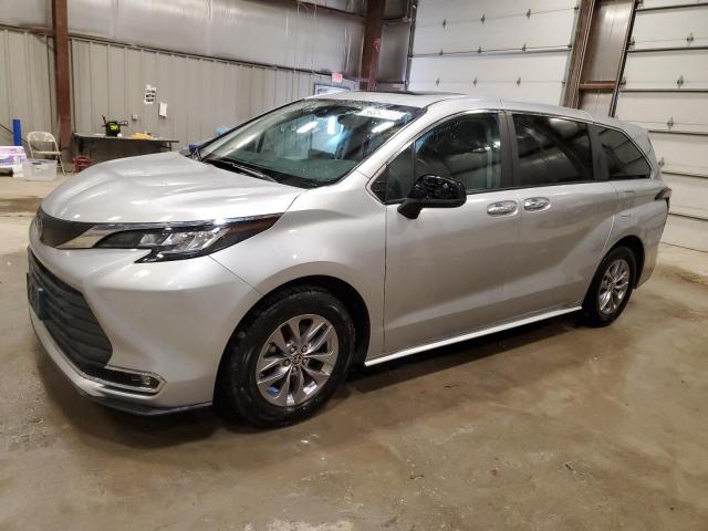 Image 1 of 2022 TOYOTA SIENNA XLE 2022 with VIN 5TDYSKFC3NS056383