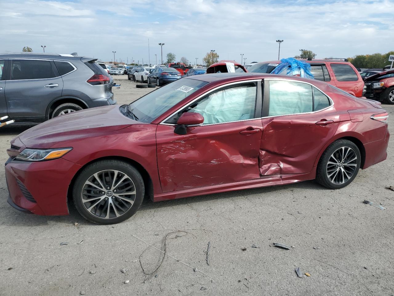 Obraz 1 z 2018 TOYOTA CAMRY L 2018 z VIN 4T1B11HK6JU560371