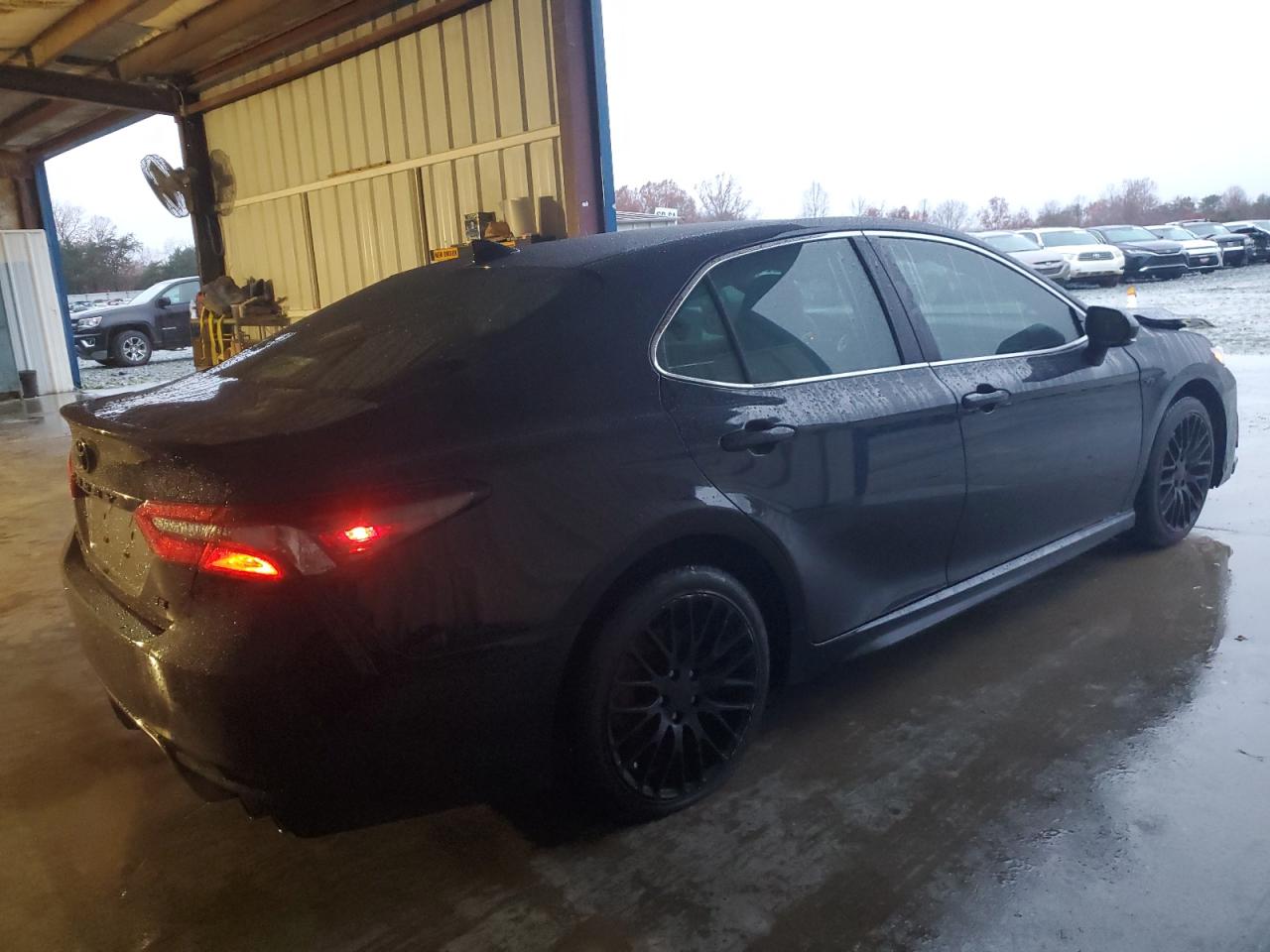 Изображение 3 2022 TOYOTA CAMRY SE 2022 с VIN 4T1G11AK2NU710935