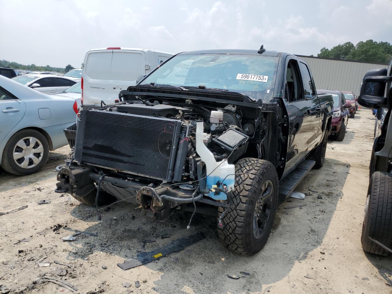 Изображение 1 2017 CHEVROLET SILVERADO K1500 LT 2017 с VIN 1GCVKREC7HZ119016