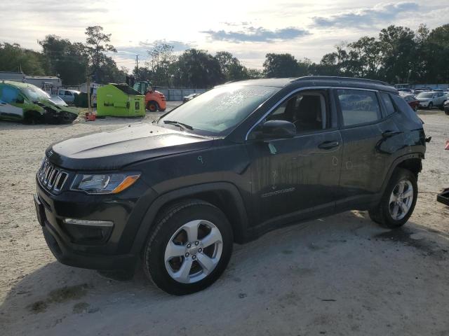 Obraz 1 z 2019 JEEP COMPASS LATITUDE 2019 z VIN 3C4NJDBB3KT839851