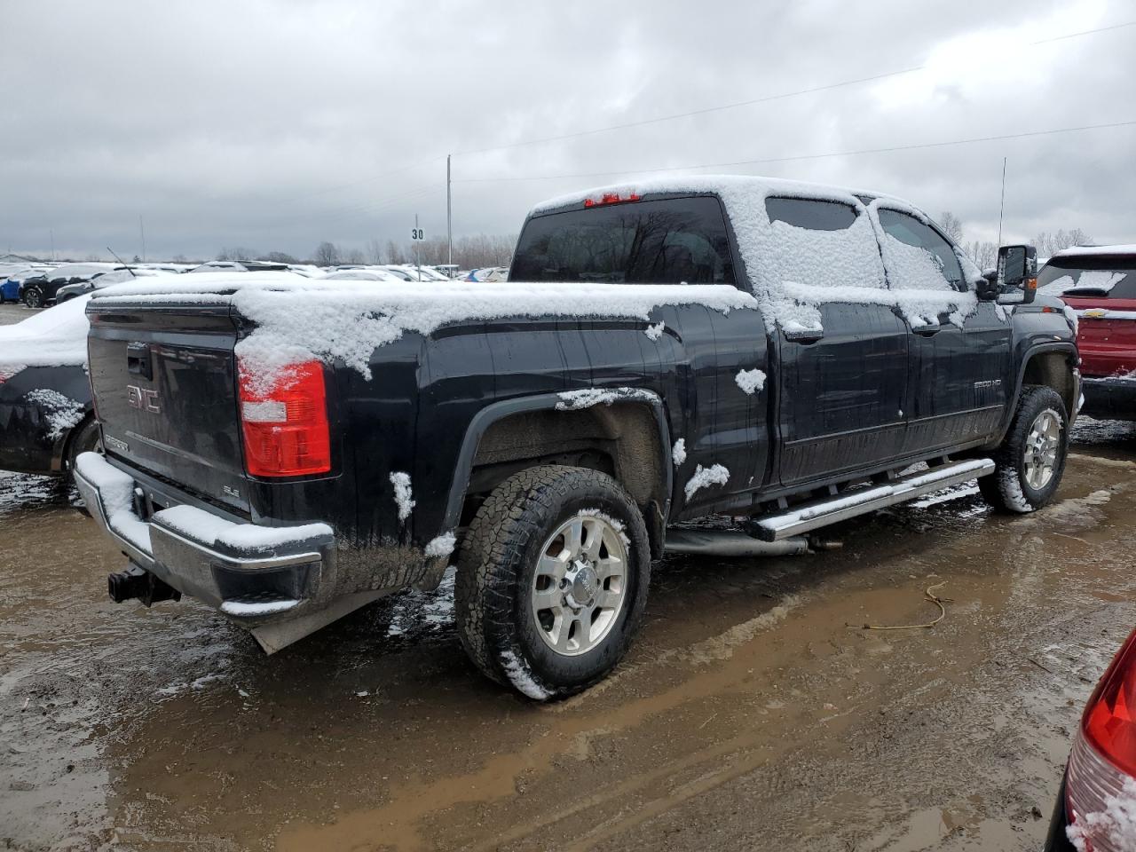 Image 3 of 2015 GMC SIERRA K2500 SLE 2015 with VIN 1GT12YEG7FF643647