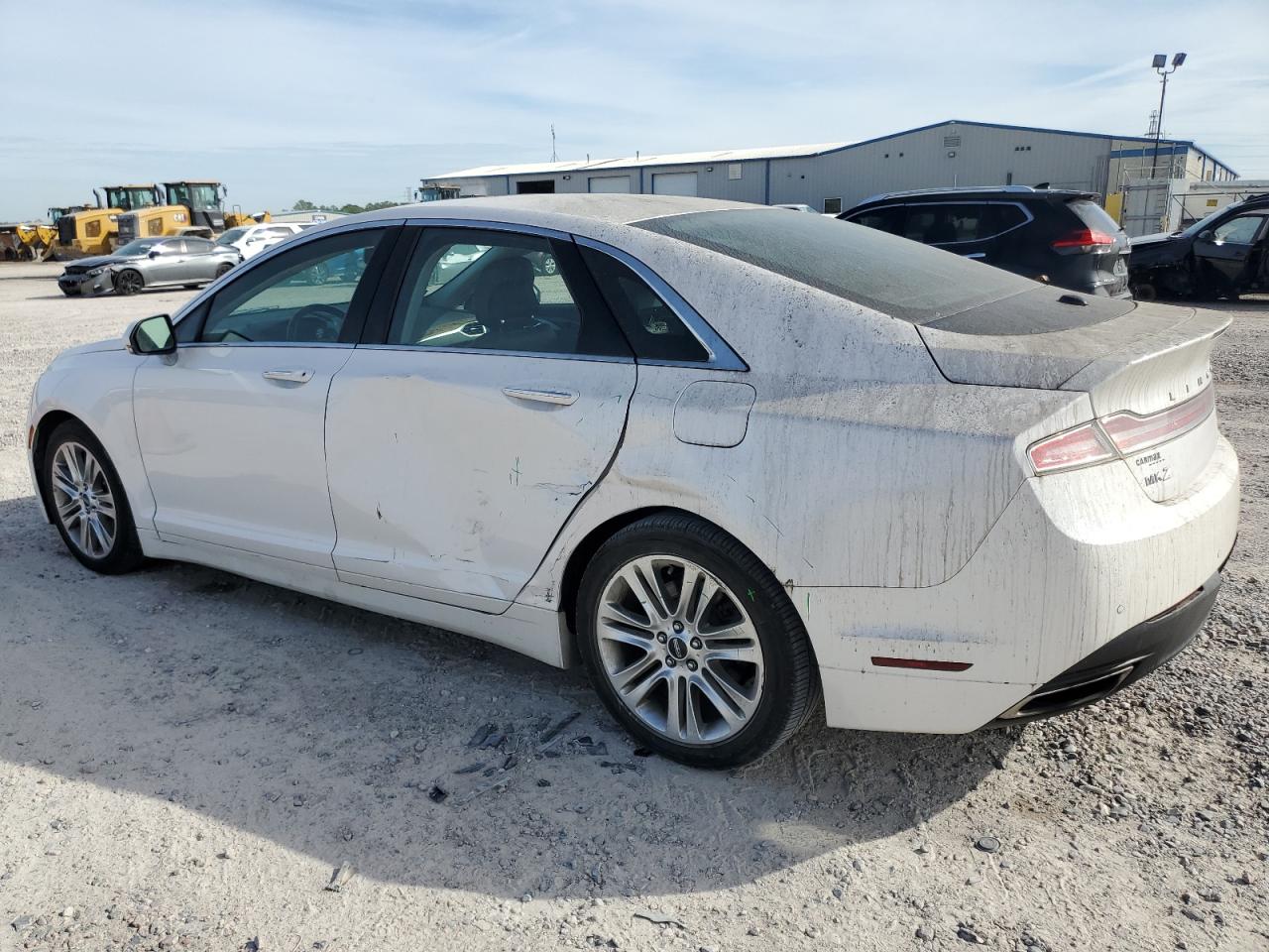 Image 2 of 2014 LINCOLN MKZ  2014 with VIN 3LN6L2J98ER829914