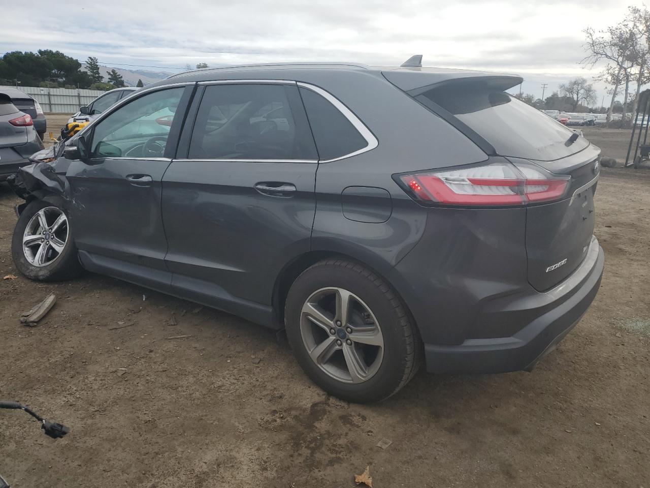 Изображение 2 2019 FORD EDGE SEL 2019 с VIN 2FMPK3J92KBB69862