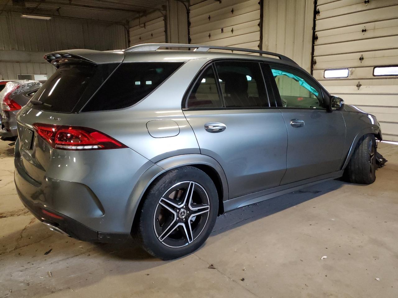 Obraz 3 z 2020 MERCEDES-BENZ GLE 350 4MATIC 2020 z VIN 4JGFB4KB9LA194337