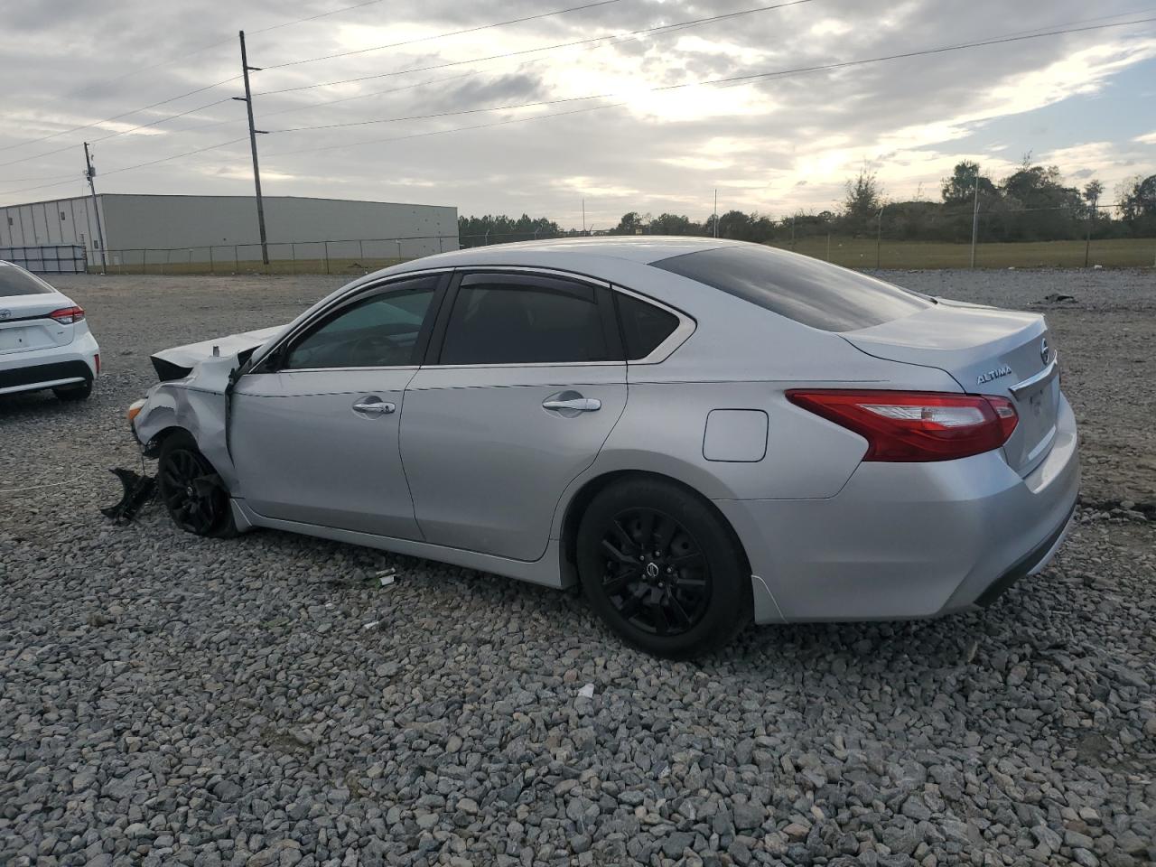 Изображение 2 2017 NISSAN ALTIMA 2.5 2017 с VIN 1N4AL3AP2HC256360