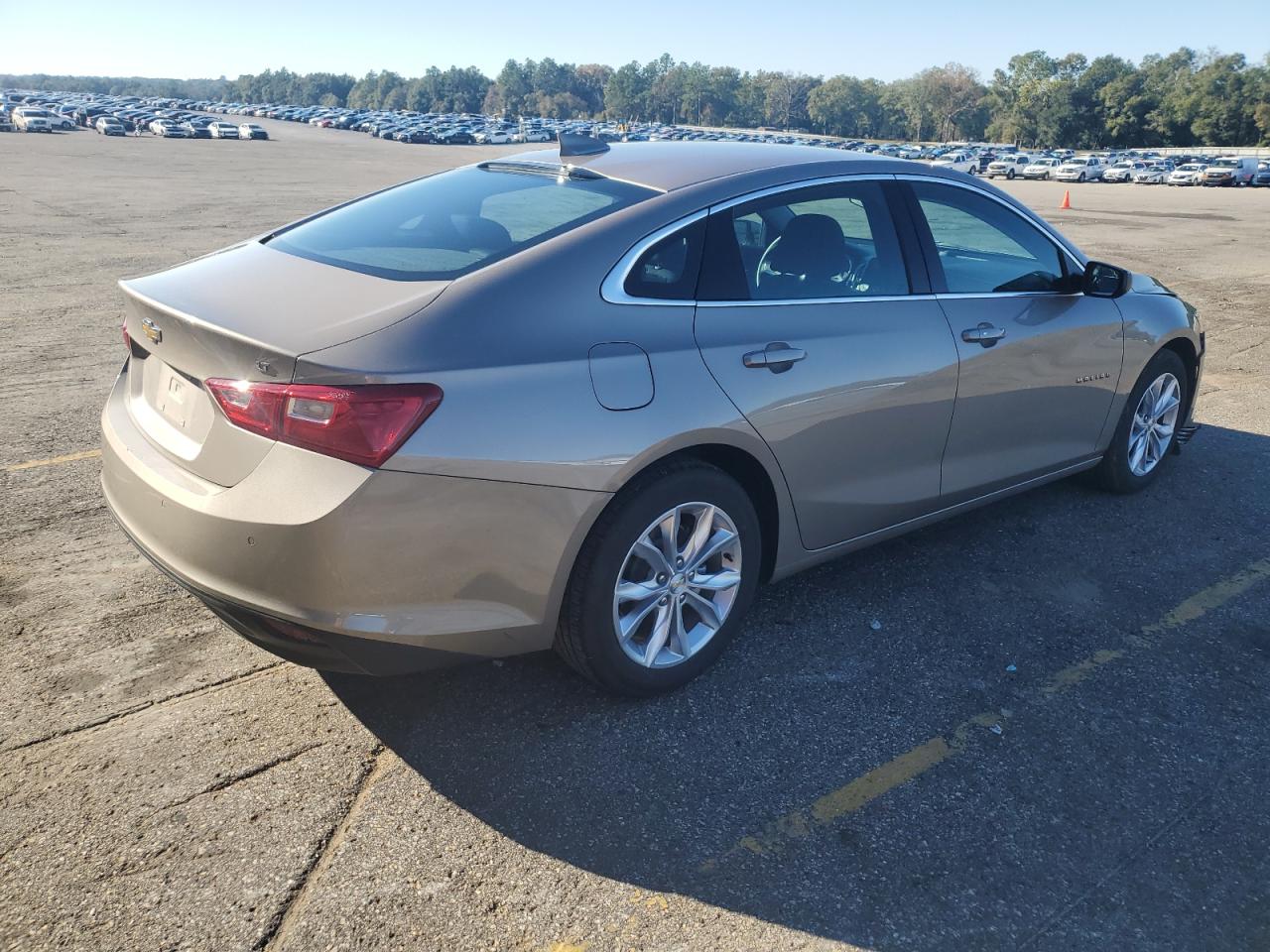 Image 3 of 2023 CHEVROLET MALIBU LT 2023 with VIN 1G1ZD5ST7PF216704