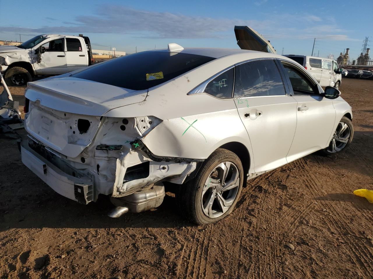 Изображение 3 2018 HONDA ACCORD EXL 2018 с VIN 1HGCV1F5XJA208777