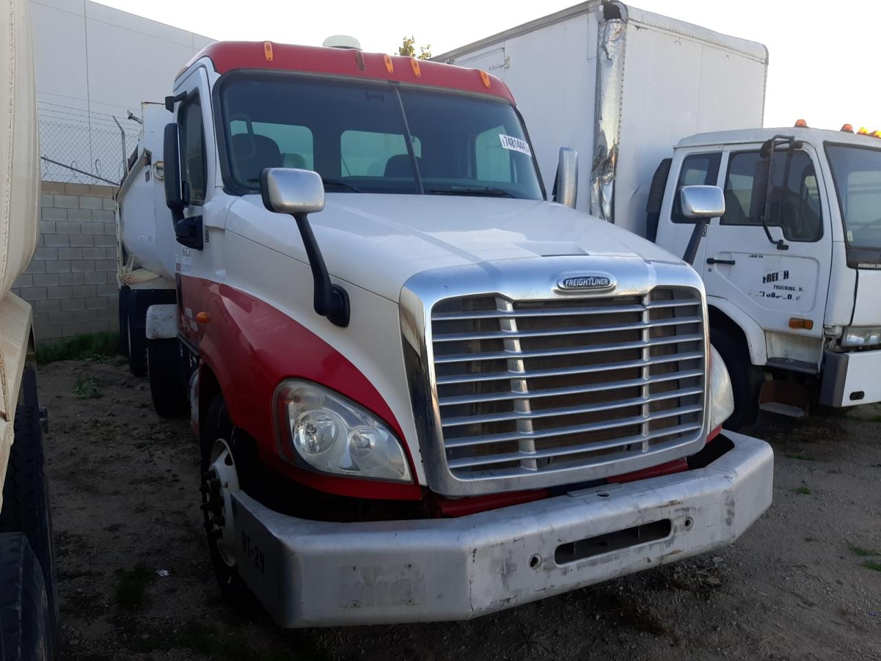 Image 1 of 2012 FREIGHTLINER CASCADIA 125  2012 with VIN 1FVMGEDR3CSBF6953