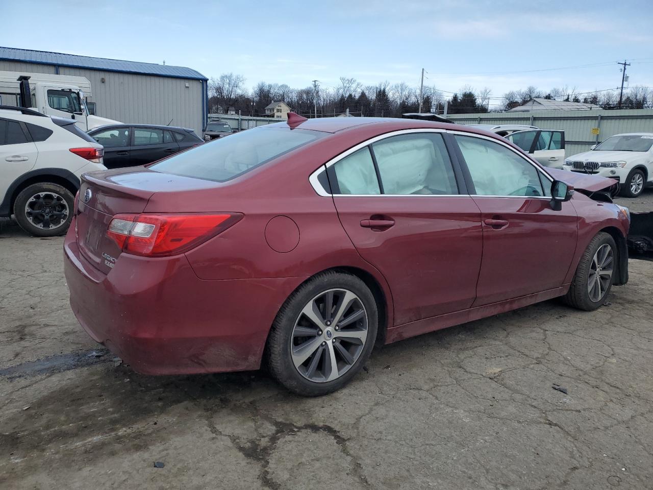 Изображение 3 2017 SUBARU LEGACY 2.5I LIMITED 2017 с VIN 4S3BNAN65H3048889
