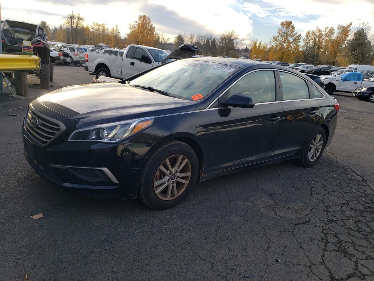 Image 1 of 2017 HYUNDAI SONATA SE 2017 with VIN 5NPE24AF5HH555504