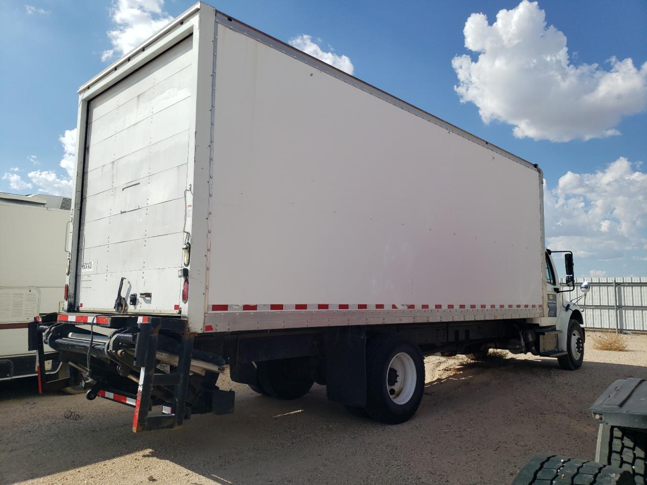 Image 3 of 2015 FREIGHTLINER M2 106 MEDIUM DUTY 2015 with VIN 3ALACWDT5FDGJ7095