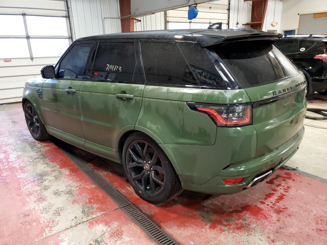 Obraz 2 z 2022 LAND ROVER RANGE ROVER SPORT SVR 2022 z VIN SALWZ2RE3NA228319