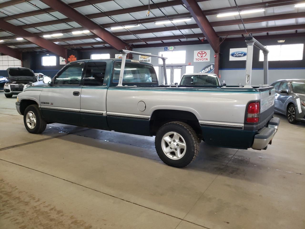 Изображение 2 1997 DODGE RAM 1500  1997 с VIN 3B7HC13Z2VM579118