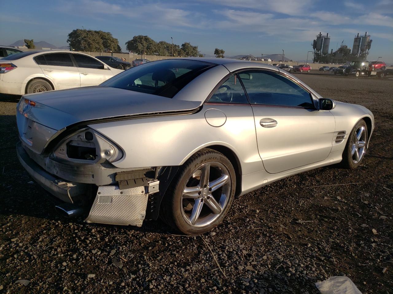 Image 3 of 2004 MERCEDES-BENZ SL 500 2004 with VIN WDBSK75F94F065388