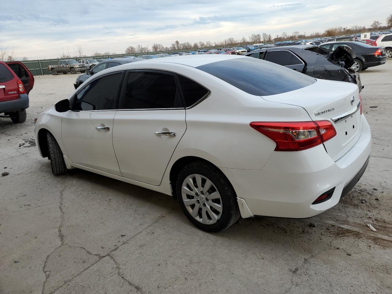 Obraz 2 z 2019 NISSAN SENTRA S 2019 z VIN 3N1AB7AP5KY380189