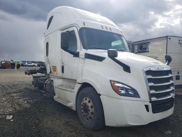 2020 FREIGHTLINER CASCADIA 126  2020 image