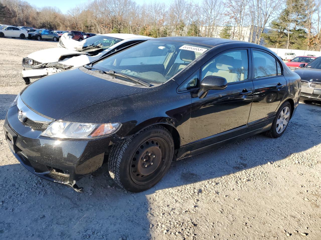 Obraz 1 z 2011 HONDA CIVIC LX 2011 z VIN 2HGFA1F56BH507050