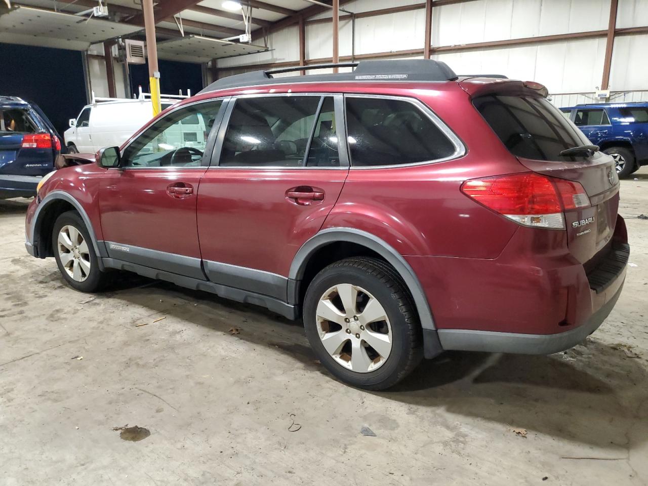 Obraz 2 z 2011 SUBARU OUTBACK 2.5I PREMIUM 2011 z VIN 4S4BRBCC8B3339621