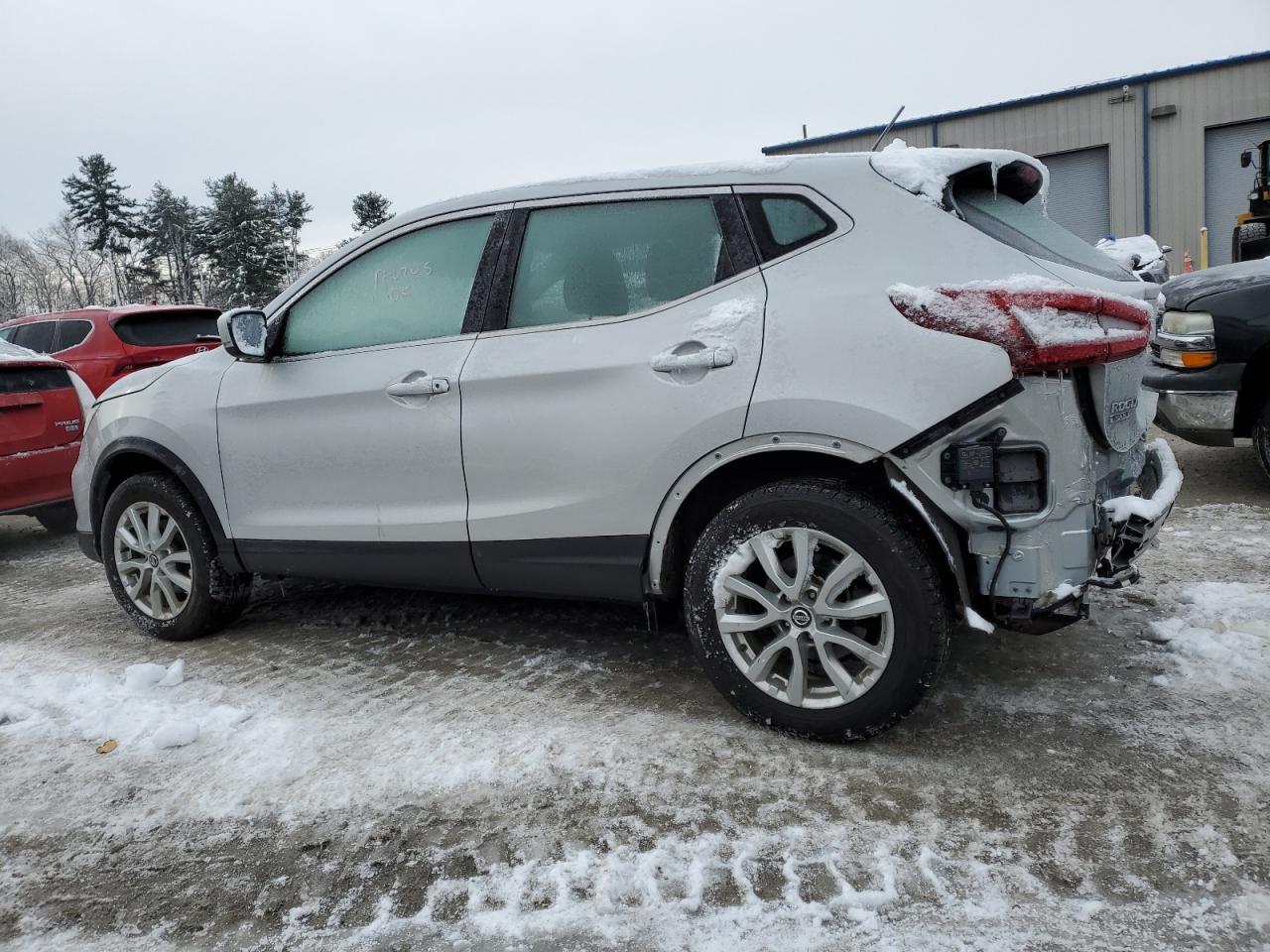 Image 2 of 2021 NISSAN ROGUE SPORT S 2021 with VIN JN1BJ1AW6MW660791