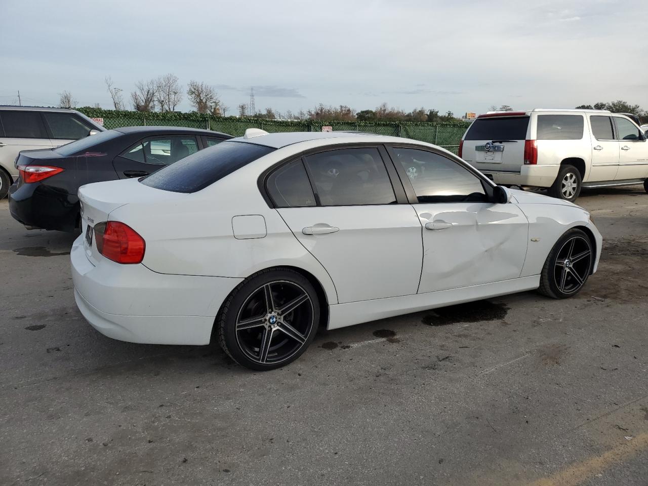 Obraz 3 z 2008 BMW 328 I 2008 z VIN WBAVA37518NL55292