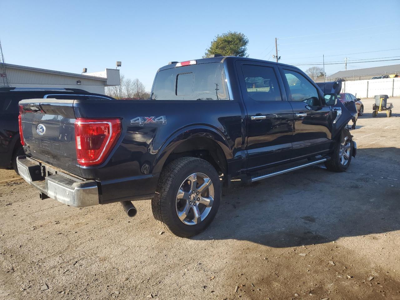 Obraz 3 z 2023 FORD F150 SUPERCREW 2023 z VIN 1FTFW1E51PFB50175