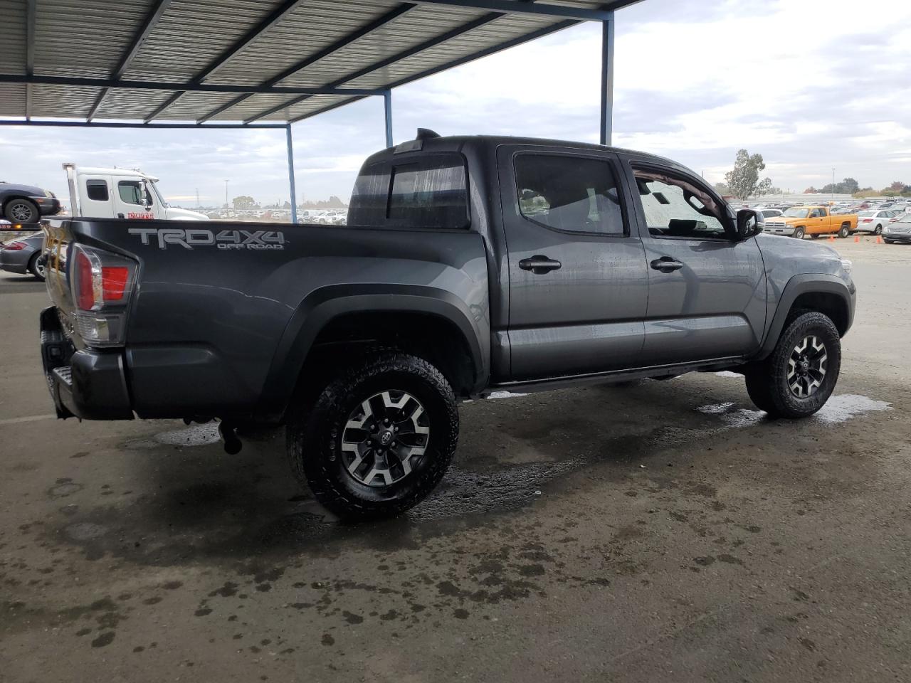 Obraz 3 z 2022 TOYOTA TACOMA DOUBLE CAB 2022 z VIN 3TMCZ5AN6NM493763